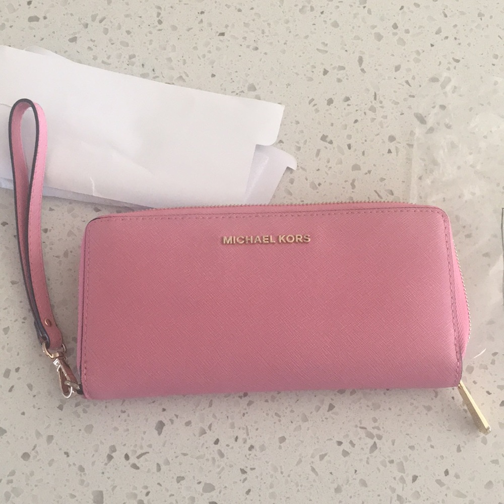 Michael kors wallet